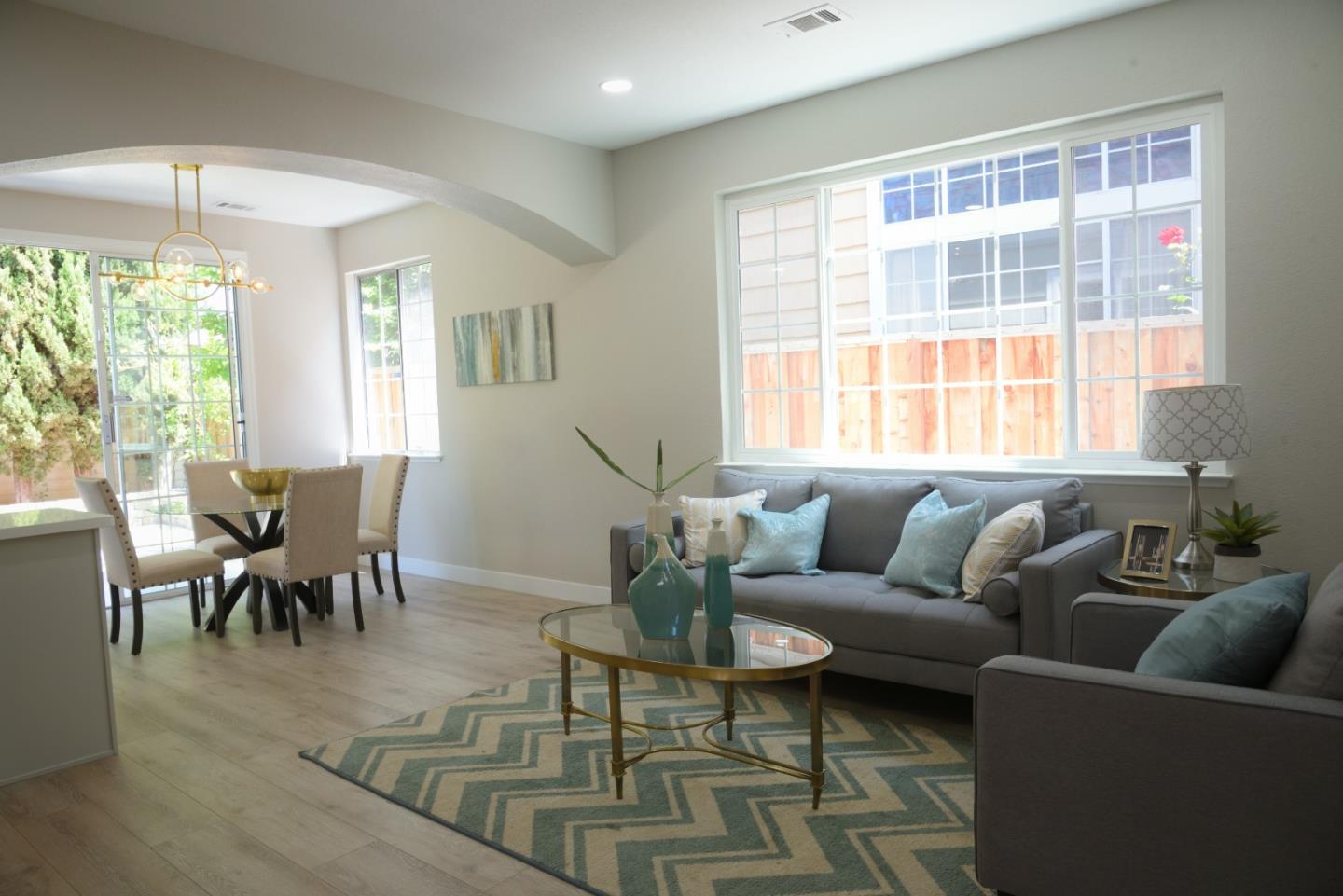 Detail Gallery Image 12 of 30 For 5123 Amberwood Dr, Fremont,  CA 94555 - 3 Beds | 2/1 Baths