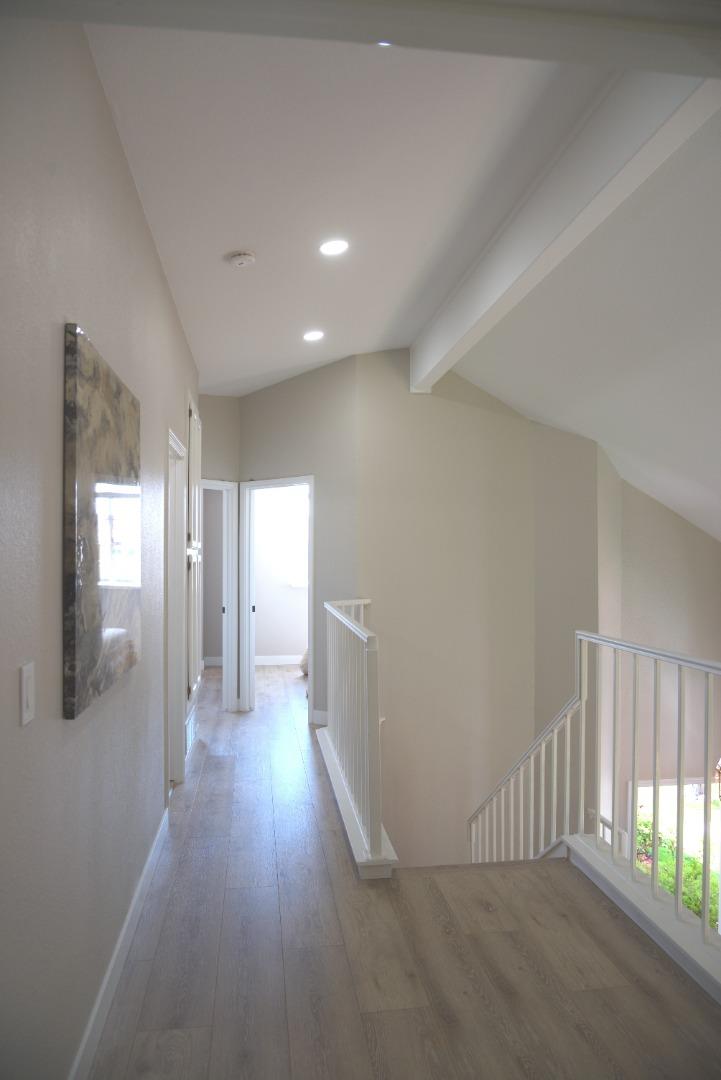 Detail Gallery Image 15 of 30 For 5123 Amberwood Dr, Fremont,  CA 94555 - 3 Beds | 2/1 Baths