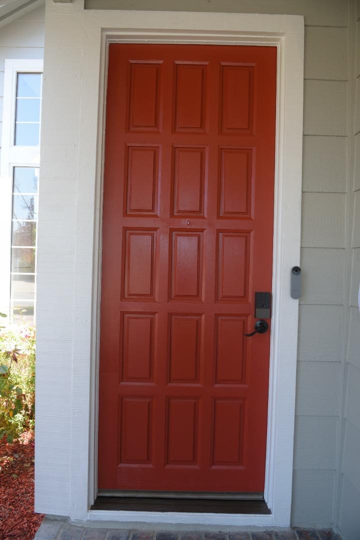 Detail Gallery Image 3 of 30 For 5123 Amberwood Dr, Fremont,  CA 94555 - 3 Beds | 2/1 Baths