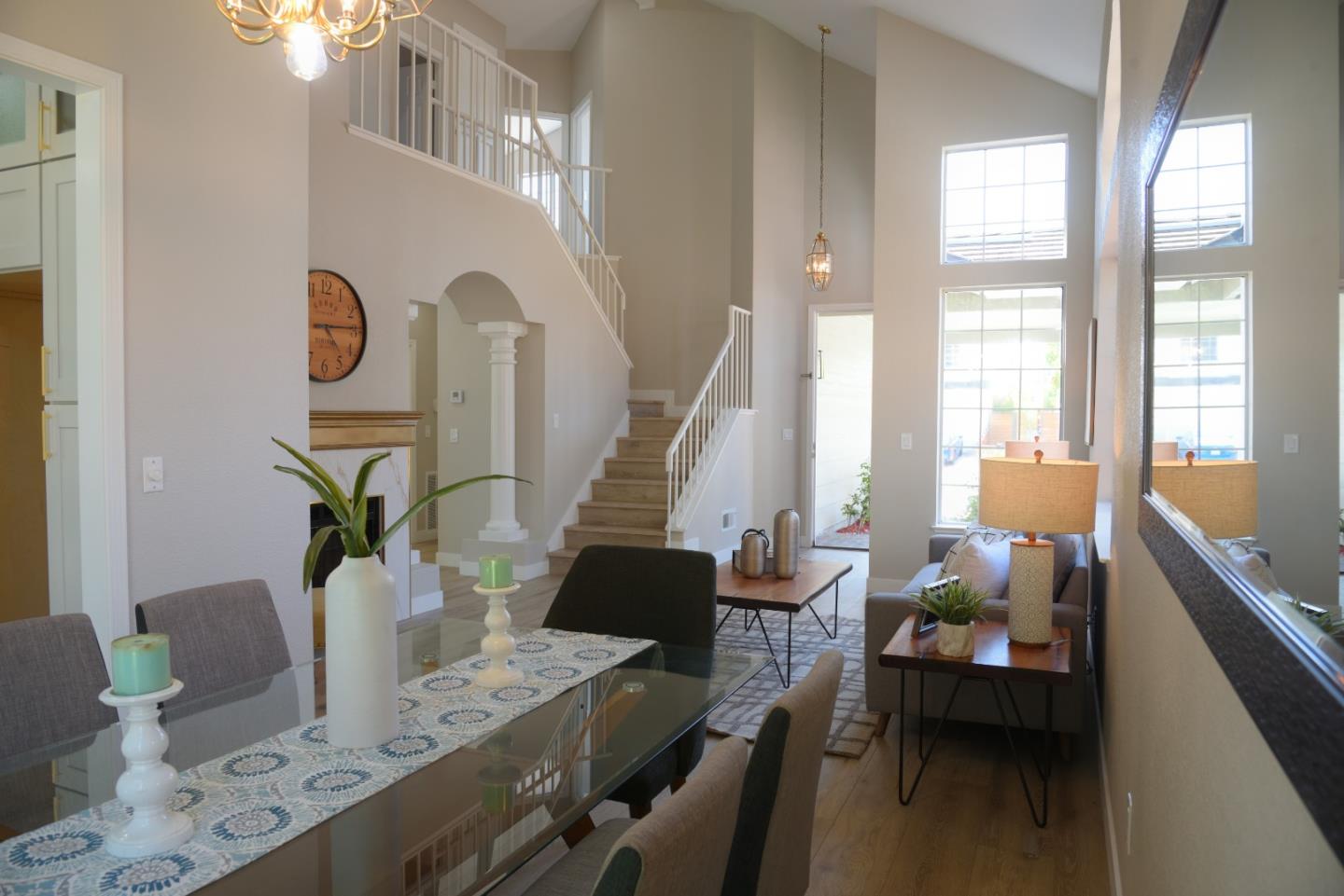 Detail Gallery Image 5 of 30 For 5123 Amberwood Dr, Fremont,  CA 94555 - 3 Beds | 2/1 Baths