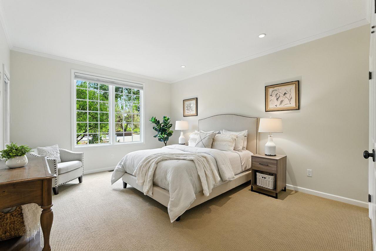 Detail Gallery Image 18 of 45 For 356 Covington Rd, Los Altos,  CA 94024 - 6 Beds | 6/1 Baths