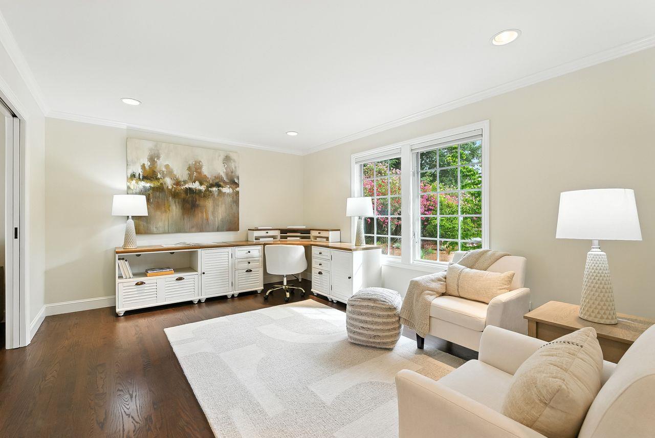 Detail Gallery Image 21 of 45 For 356 Covington Rd, Los Altos,  CA 94024 - 6 Beds | 6/1 Baths