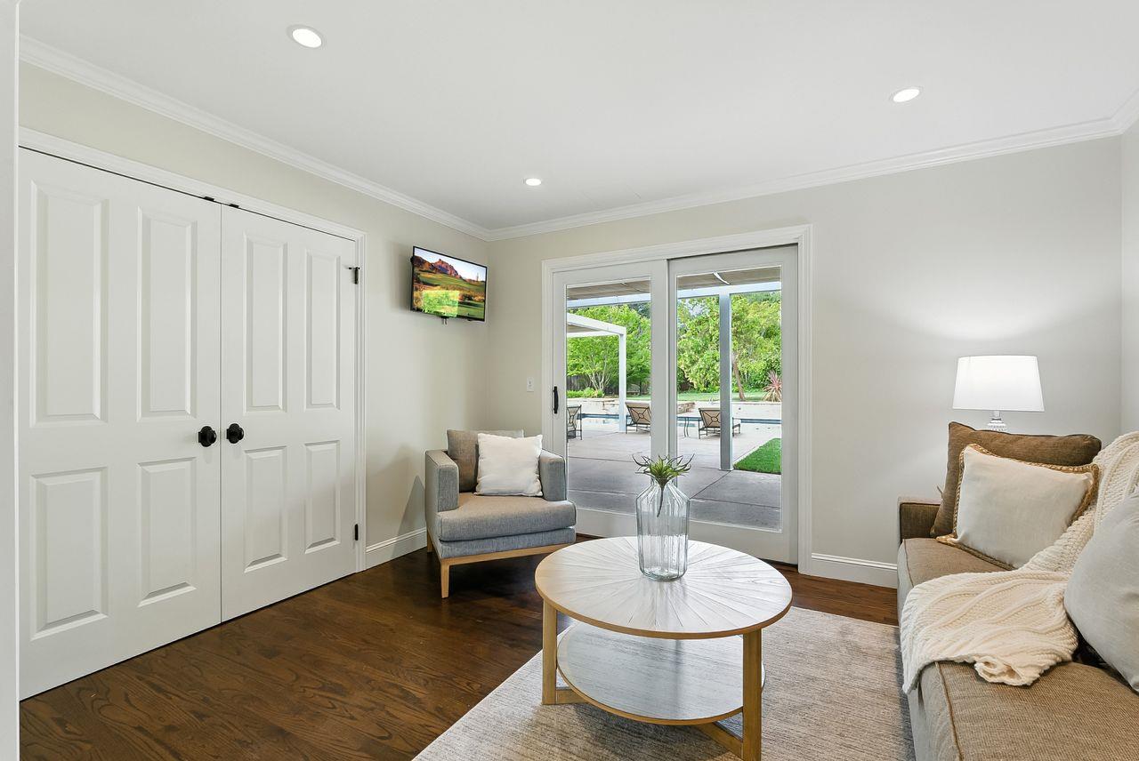 Detail Gallery Image 23 of 45 For 356 Covington Rd, Los Altos,  CA 94024 - 6 Beds | 6/1 Baths