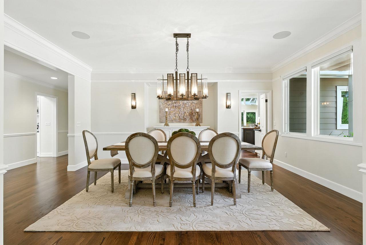 Detail Gallery Image 4 of 45 For 356 Covington Rd, Los Altos,  CA 94024 - 6 Beds | 6/1 Baths