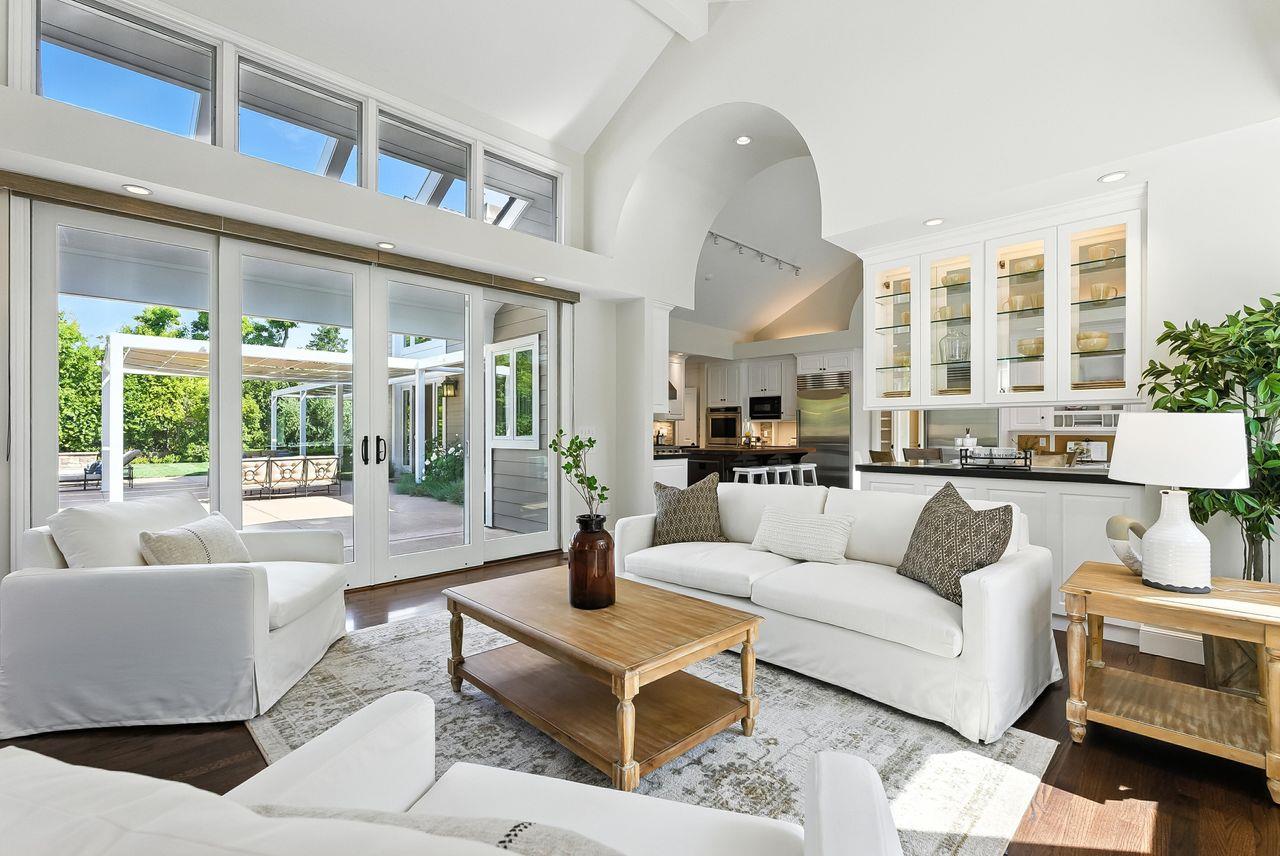 Detail Gallery Image 5 of 45 For 356 Covington Rd, Los Altos,  CA 94024 - 6 Beds | 6/1 Baths