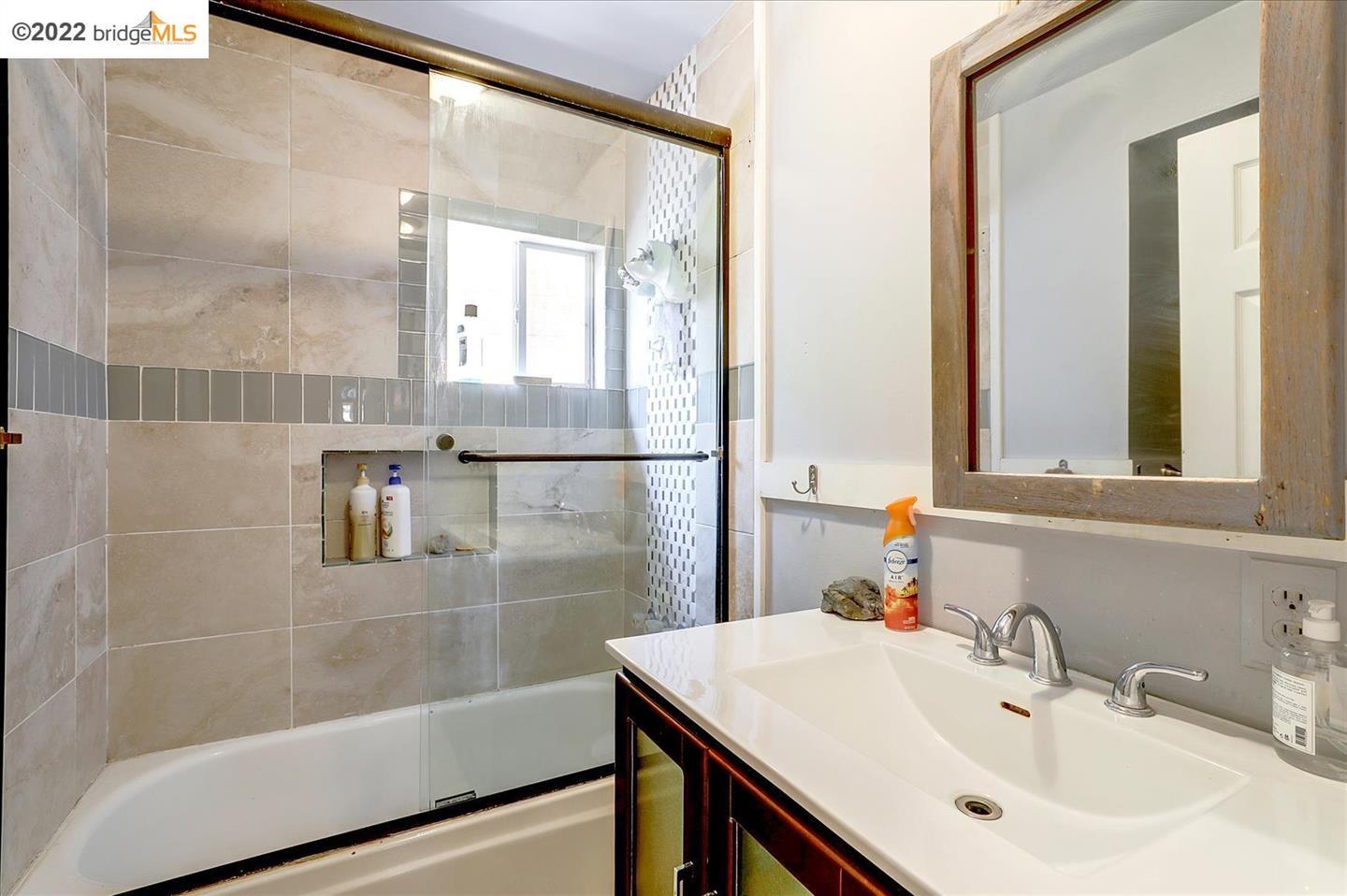 Detail Gallery Image 4 of 11 For 173 Clayton Ave, San Jose,  CA 95110 - – Beds | – Baths