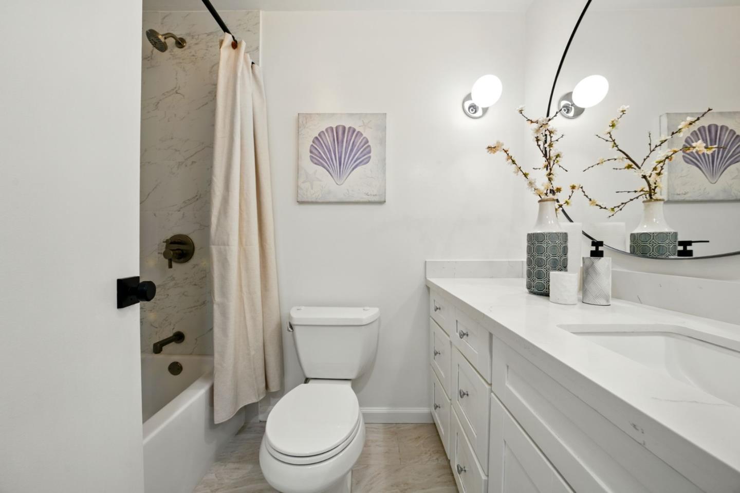 Detail Gallery Image 20 of 61 For 3329 Brittan Ave #1,  San Carlos,  CA 94070 - 3 Beds | 2 Baths