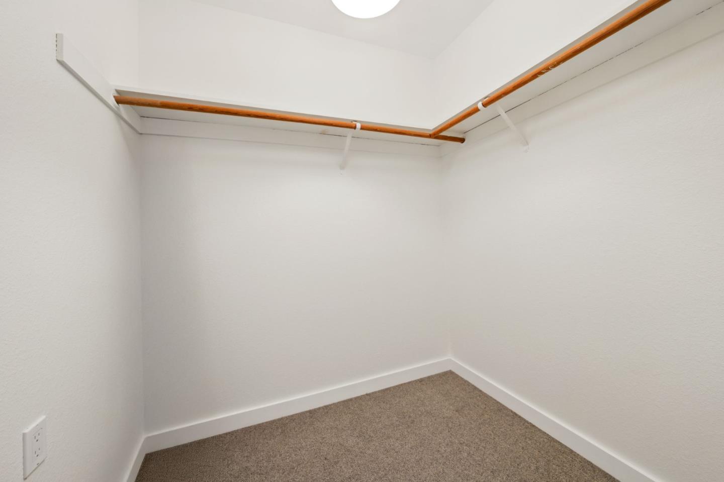 Detail Gallery Image 33 of 61 For 3329 Brittan Ave #1,  San Carlos,  CA 94070 - 3 Beds | 2 Baths