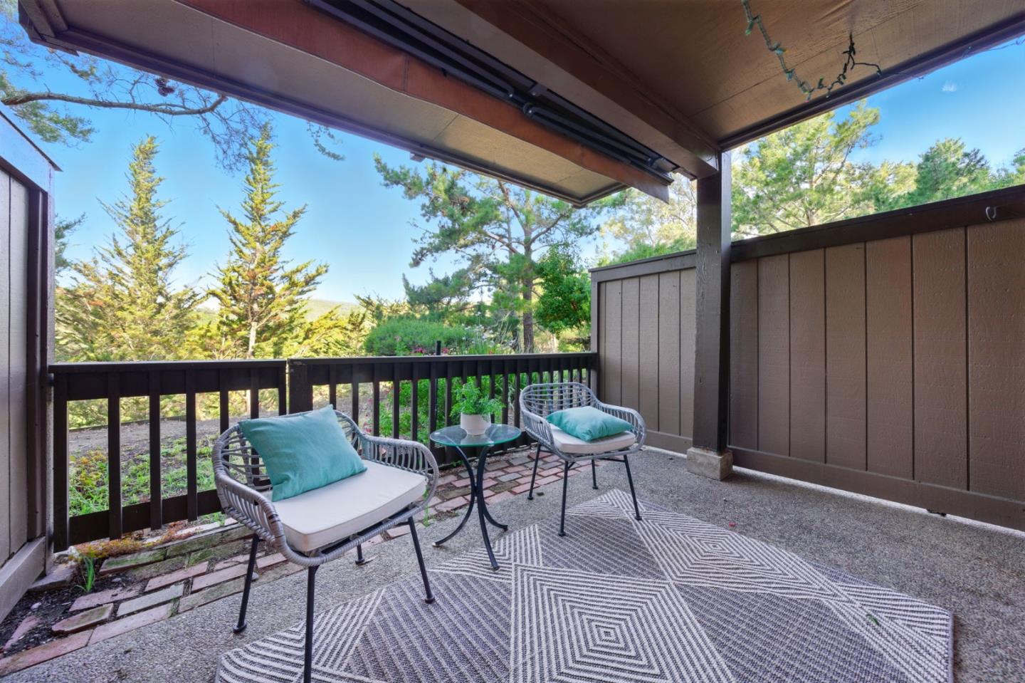 Detail Gallery Image 35 of 61 For 3329 Brittan Ave #1,  San Carlos,  CA 94070 - 3 Beds | 2 Baths