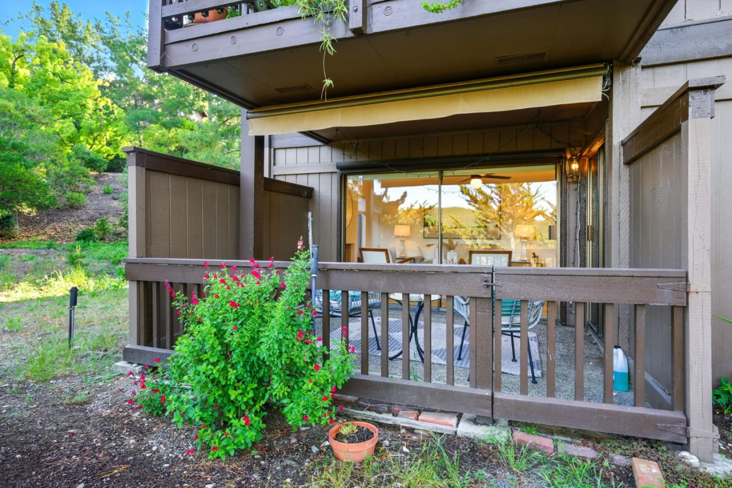 Detail Gallery Image 36 of 61 For 3329 Brittan Ave #1,  San Carlos,  CA 94070 - 3 Beds | 2 Baths