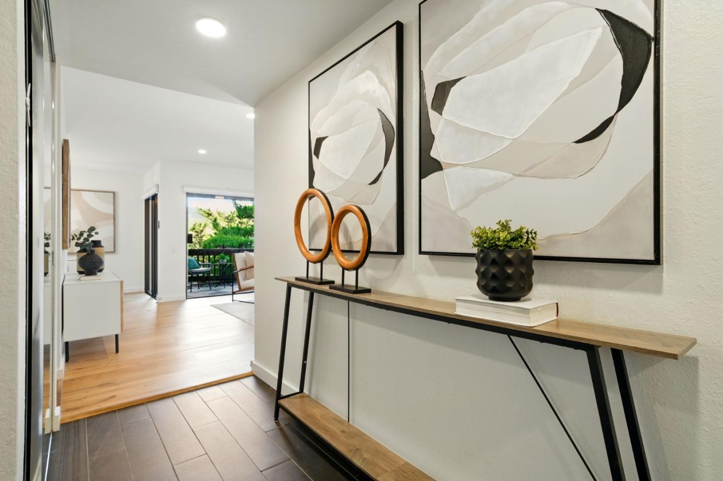 Detail Gallery Image 6 of 61 For 3329 Brittan Ave #1,  San Carlos,  CA 94070 - 3 Beds | 2 Baths