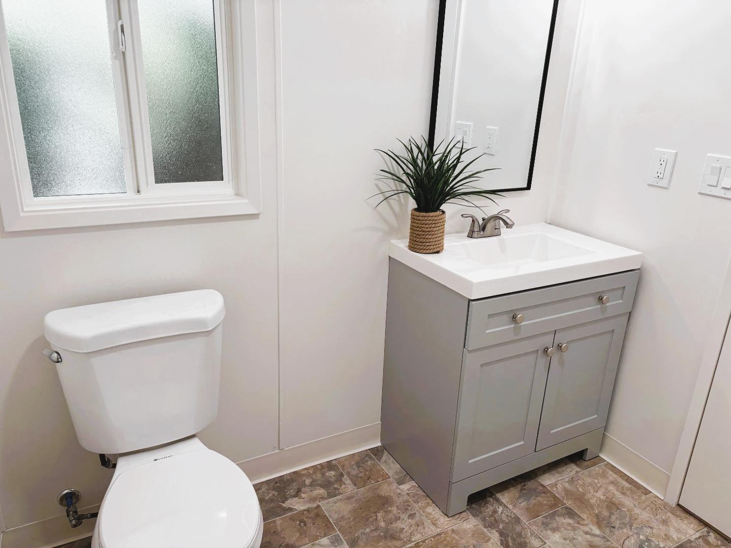 Detail Gallery Image 15 of 22 For 29058 Verdi Rd #11,  Hayward,  CA 94544 - 2 Beds | 2 Baths