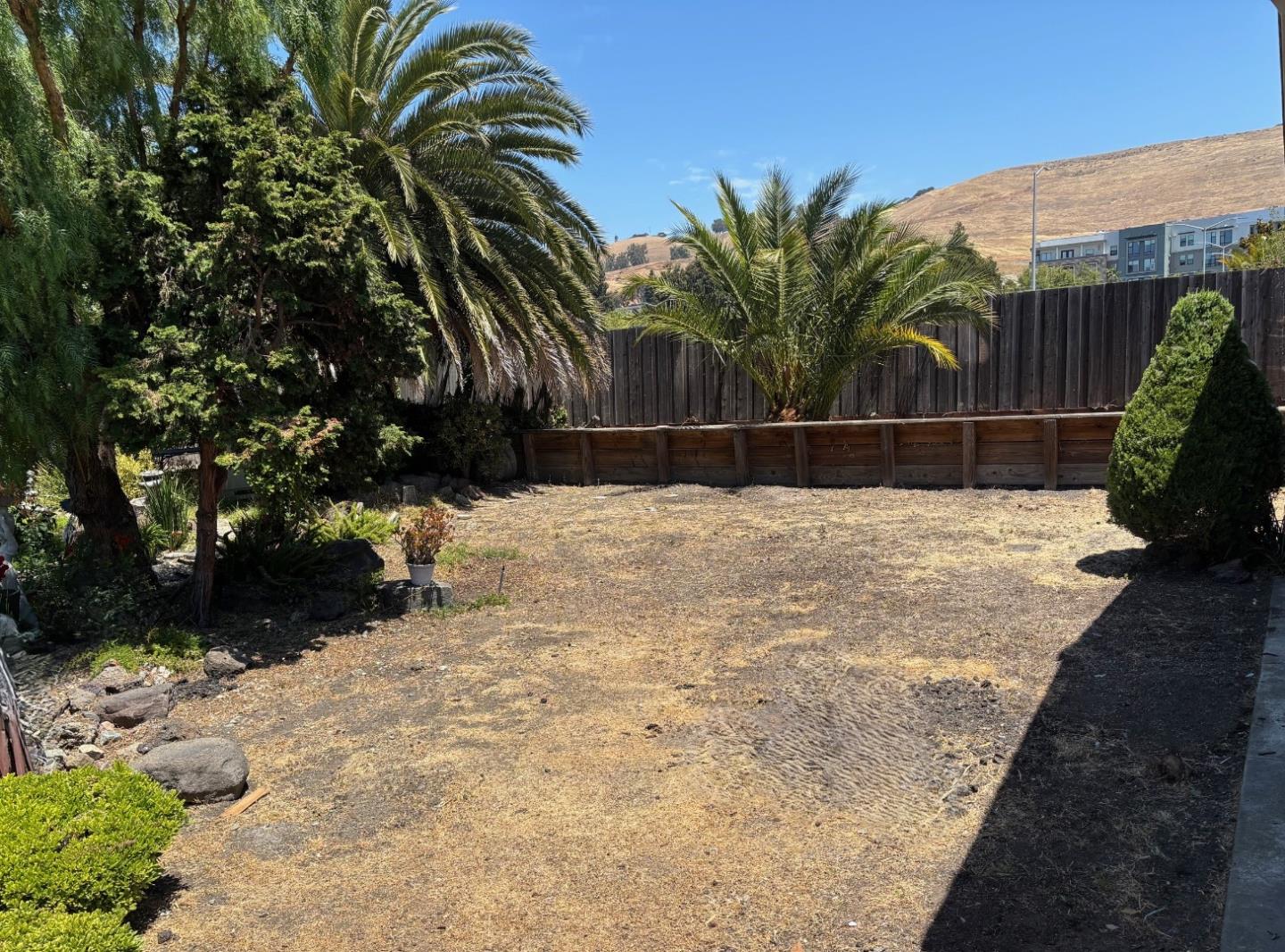 Detail Gallery Image 20 of 22 For 29058 Verdi Rd #11,  Hayward,  CA 94544 - 2 Beds | 2 Baths