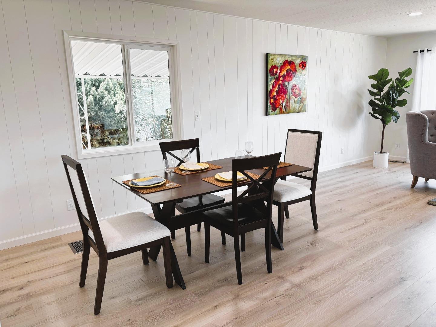 Detail Gallery Image 3 of 22 For 29058 Verdi Rd #11,  Hayward,  CA 94544 - 2 Beds | 2 Baths