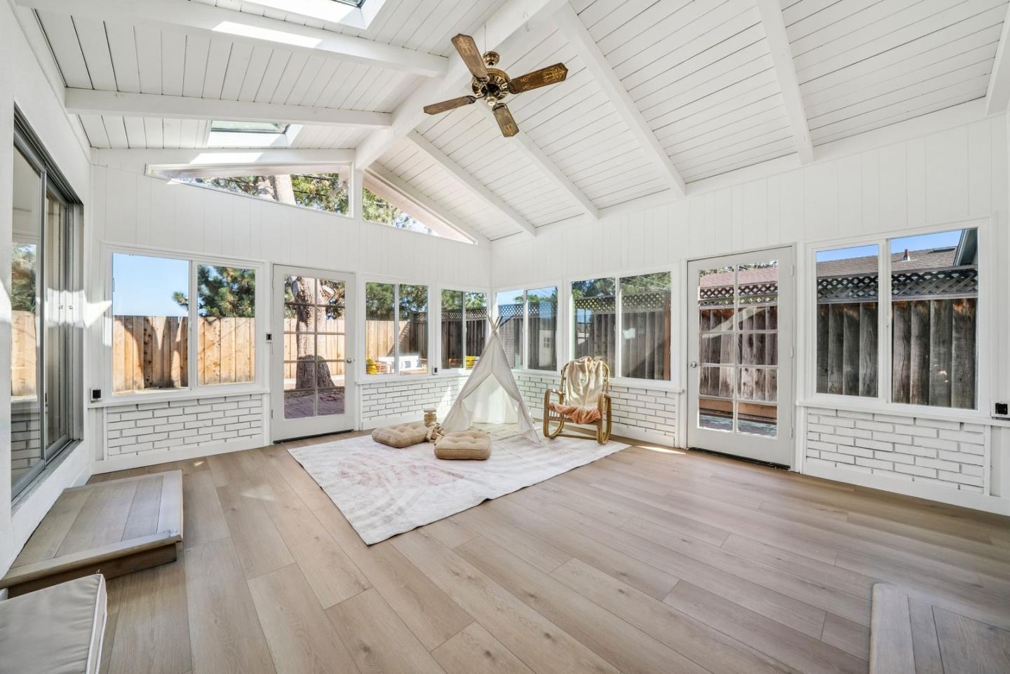 Detail Gallery Image 13 of 17 For 1576 Princeton Dr, San Jose,  CA 95118 - 3 Beds | 2 Baths