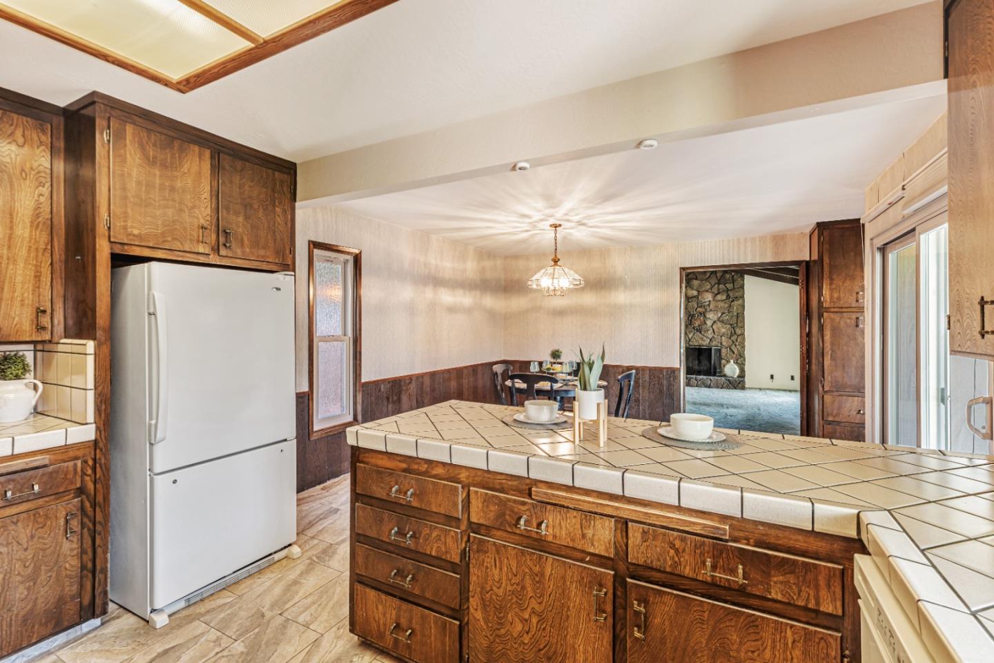 Detail Gallery Image 18 of 41 For 1870 Cushman St, Hollister,  CA 95023 - 3 Beds | 2/1 Baths