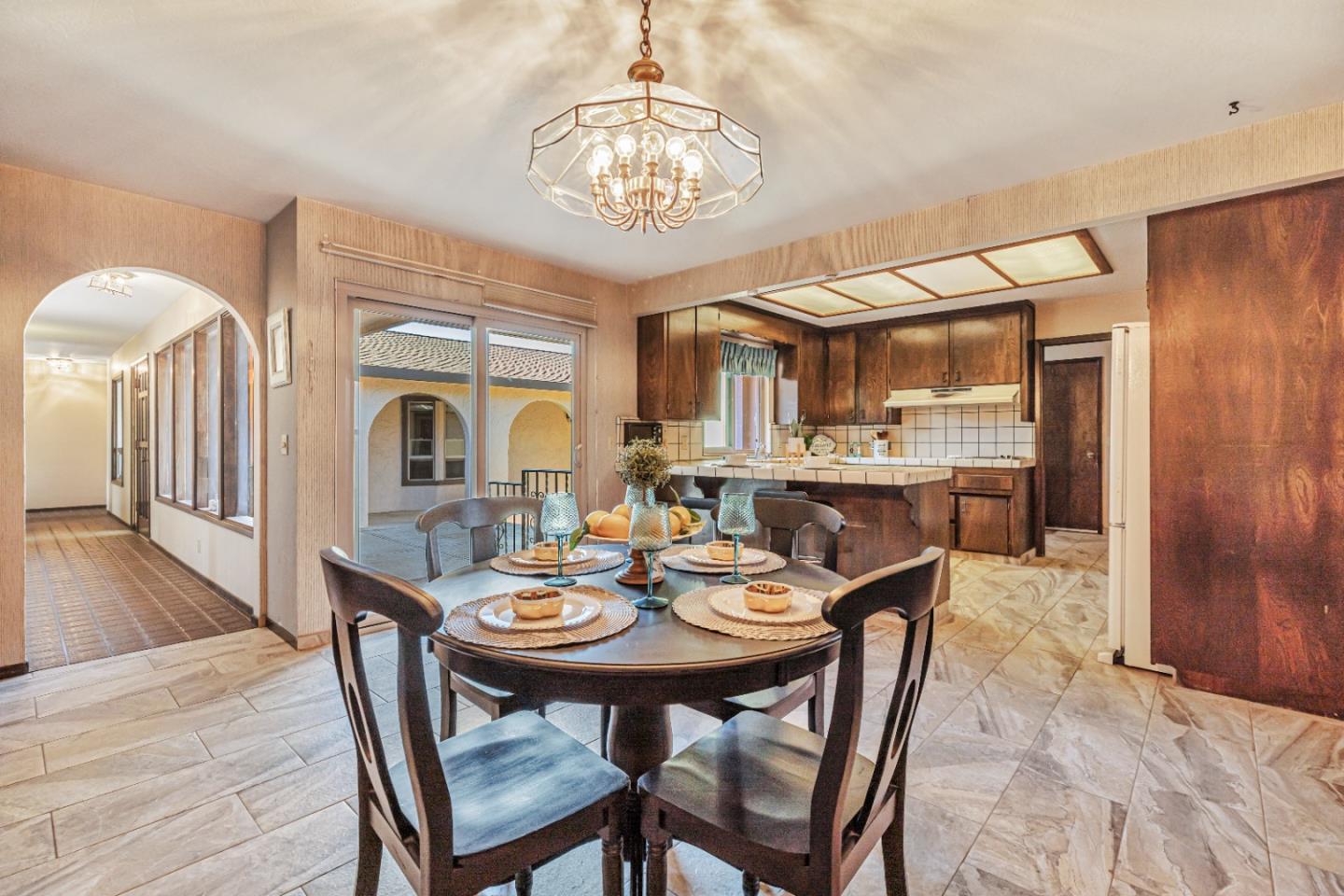 Detail Gallery Image 20 of 41 For 1870 Cushman St, Hollister,  CA 95023 - 3 Beds | 2/1 Baths
