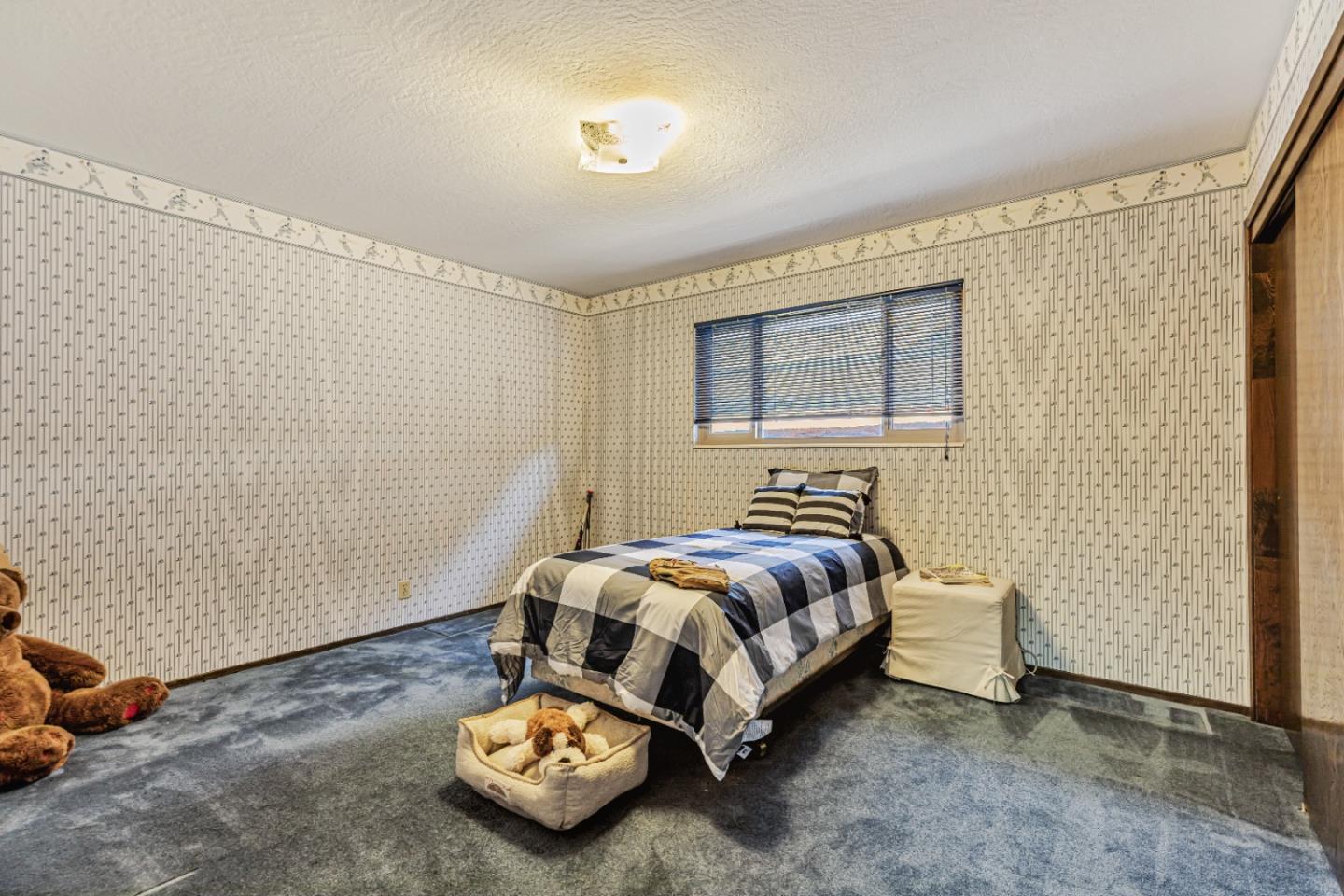 Detail Gallery Image 23 of 41 For 1870 Cushman St, Hollister,  CA 95023 - 3 Beds | 2/1 Baths
