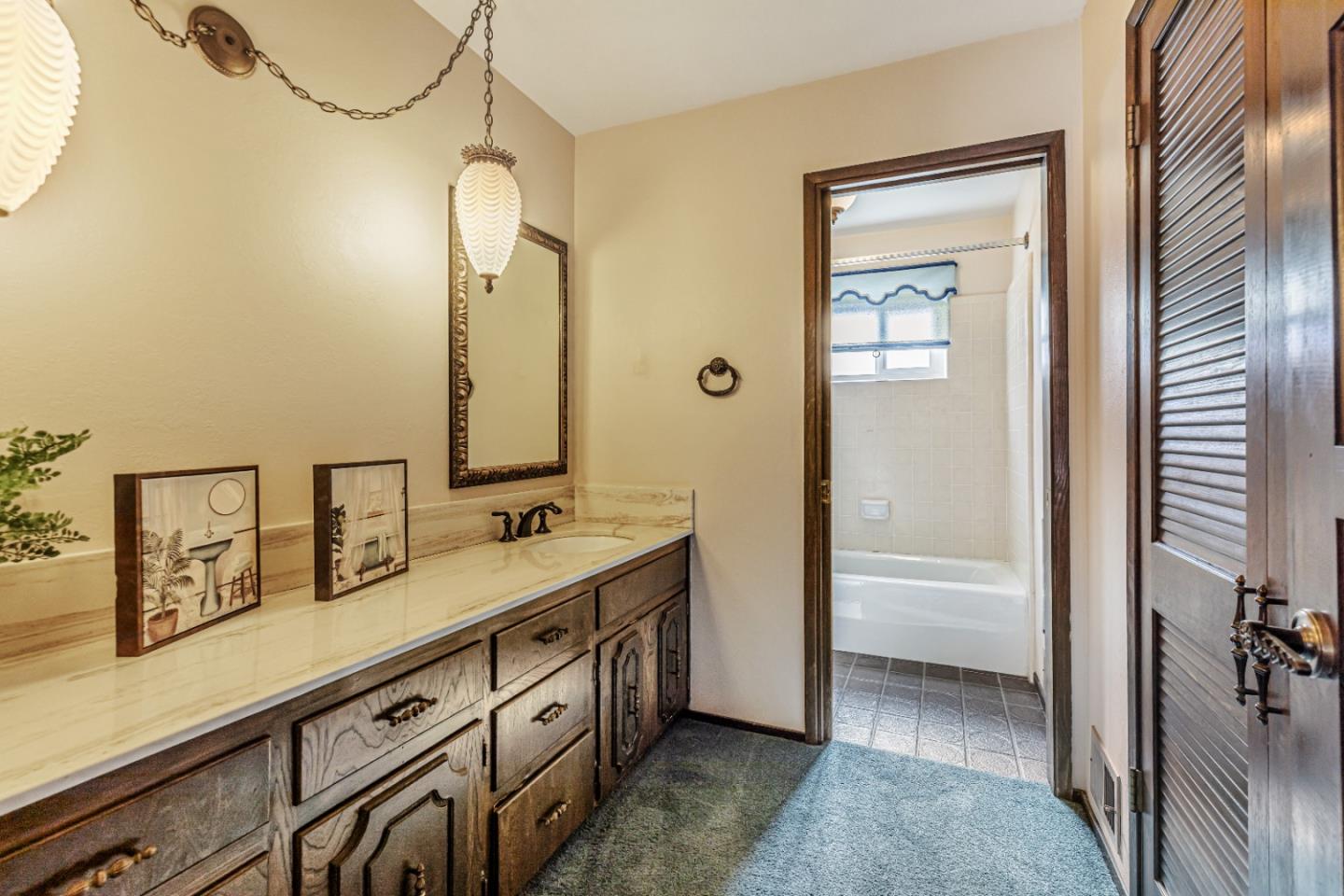 Detail Gallery Image 25 of 41 For 1870 Cushman St, Hollister,  CA 95023 - 3 Beds | 2/1 Baths