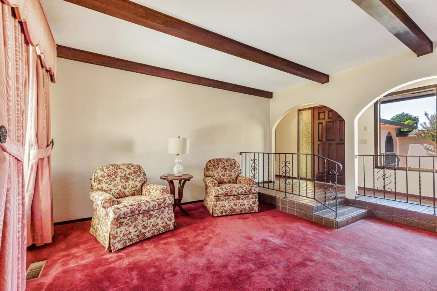Detail Gallery Image 8 of 41 For 1870 Cushman St, Hollister,  CA 95023 - 3 Beds | 2/1 Baths