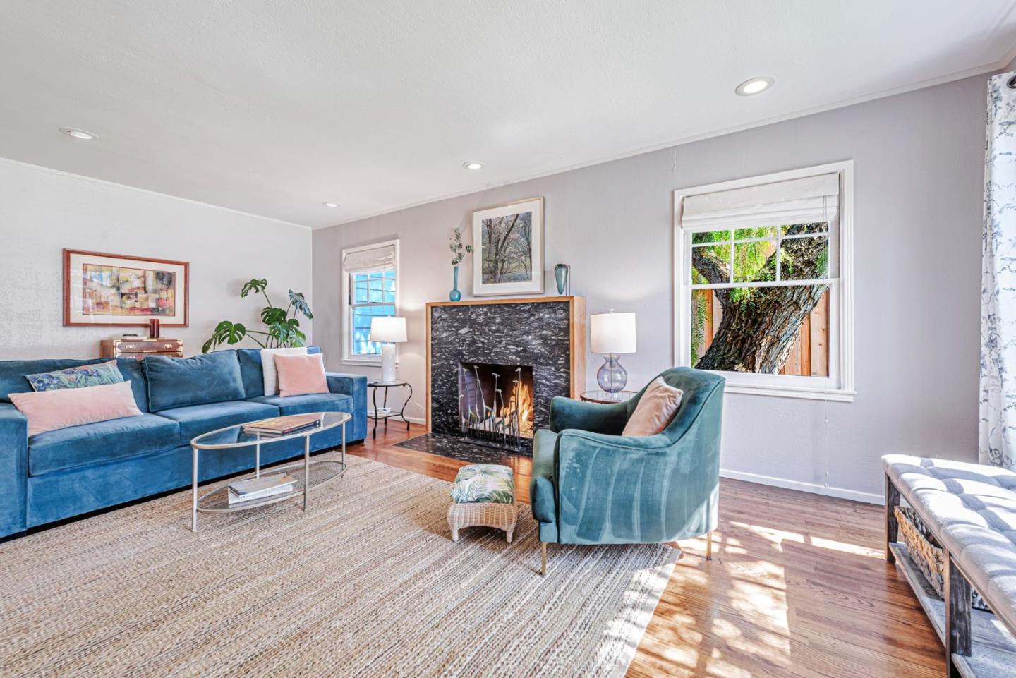 Detail Gallery Image 11 of 42 For 221 Hillview Ave, Redwood City,  CA 94062 - 2 Beds | 2 Baths