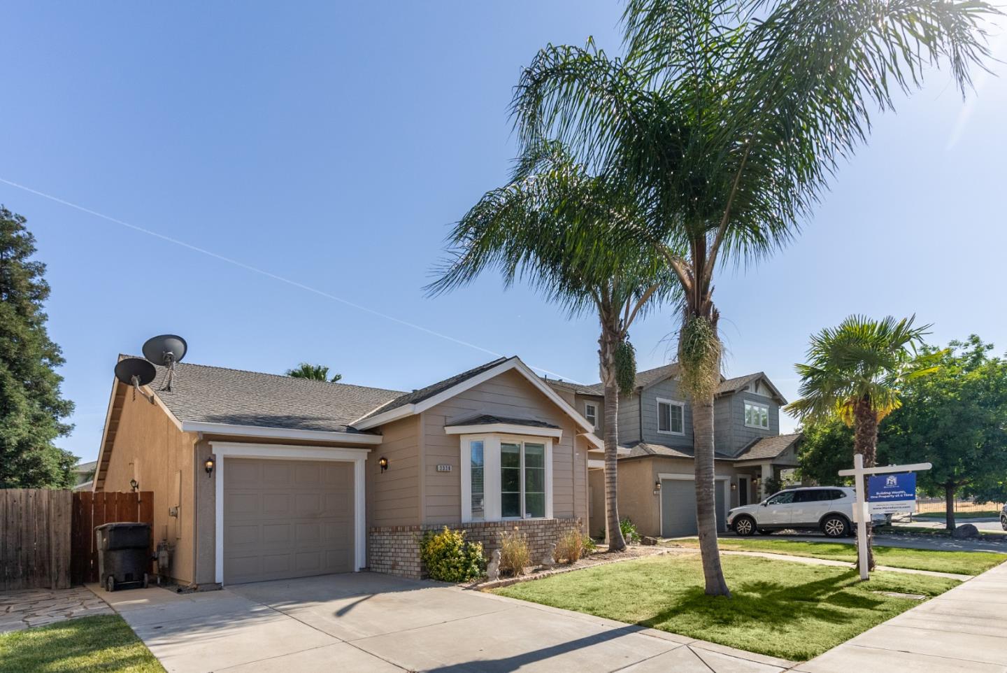 Detail Gallery Image 2 of 29 For 2320 Nature Ct, Riverbank,  CA 95367 - 3 Beds | 2 Baths