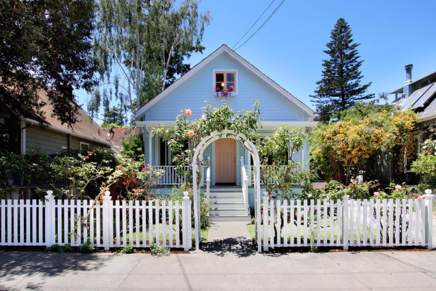 Thumbnail for 515 Chestnut St, Santa Cruz, CA 95060
