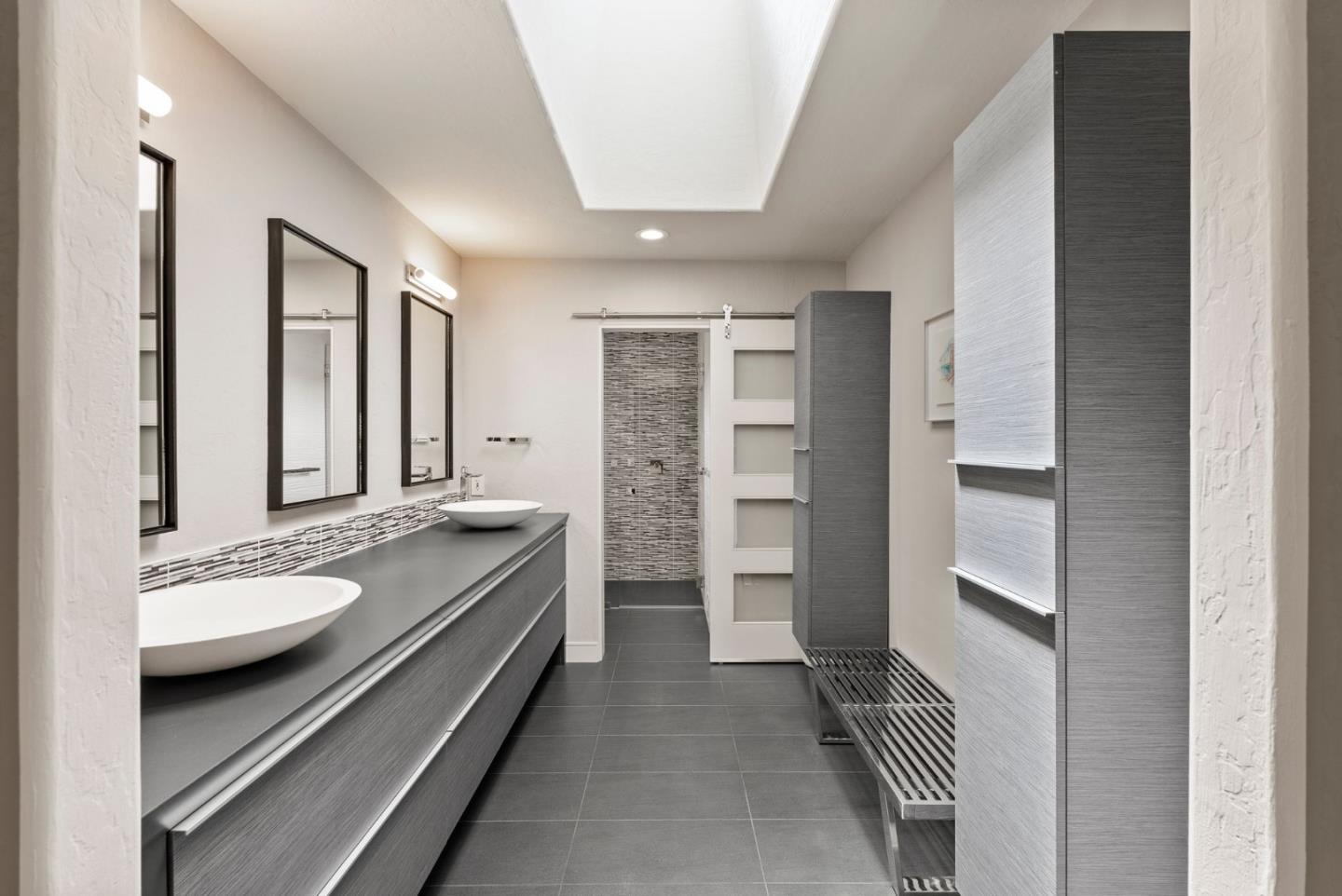 Detail Gallery Image 13 of 21 For 2773 Glorietta Cir, Santa Clara,  CA 95051 - 4 Beds | 2/1 Baths
