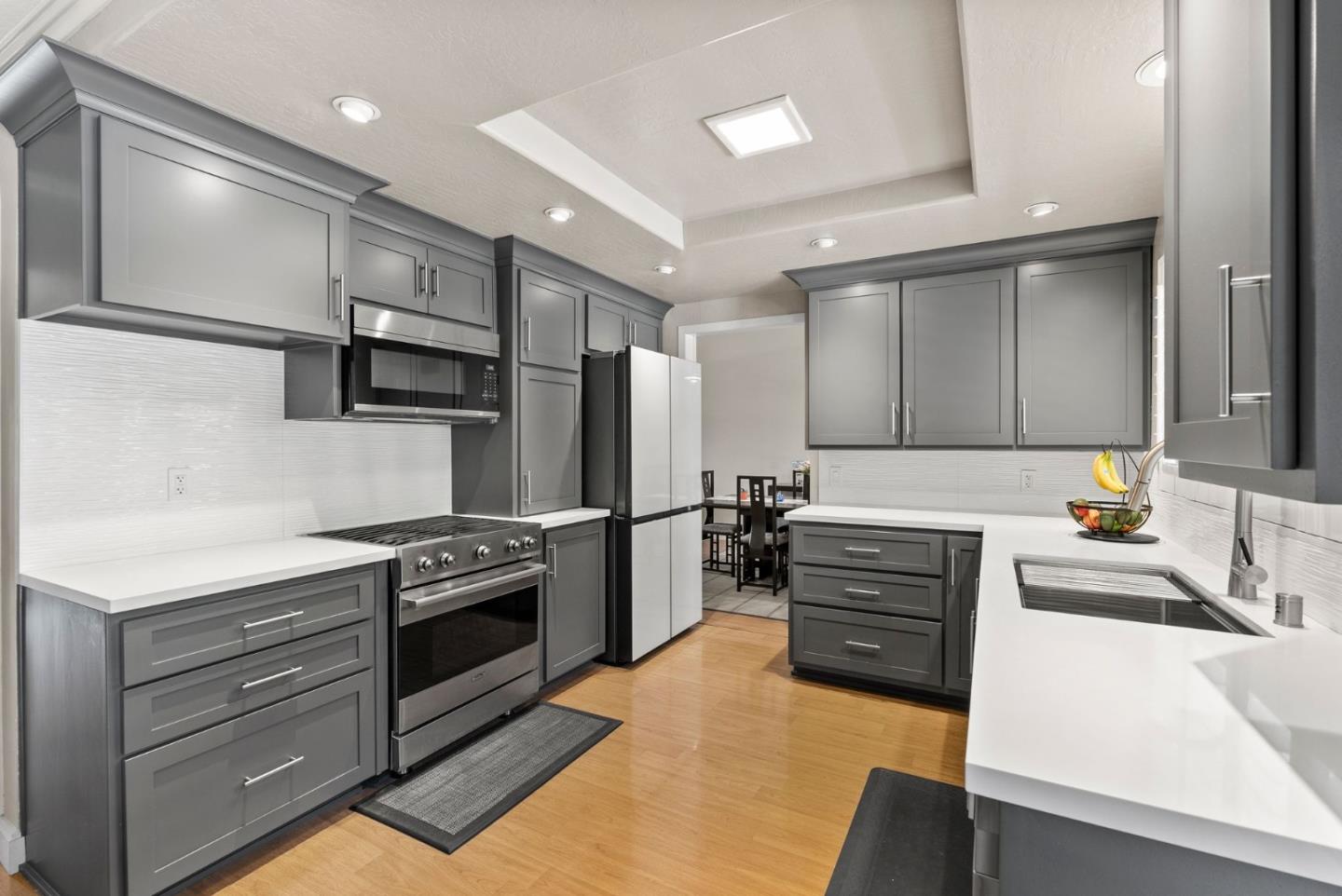 Detail Gallery Image 5 of 21 For 2773 Glorietta Cir, Santa Clara,  CA 95051 - 4 Beds | 2/1 Baths