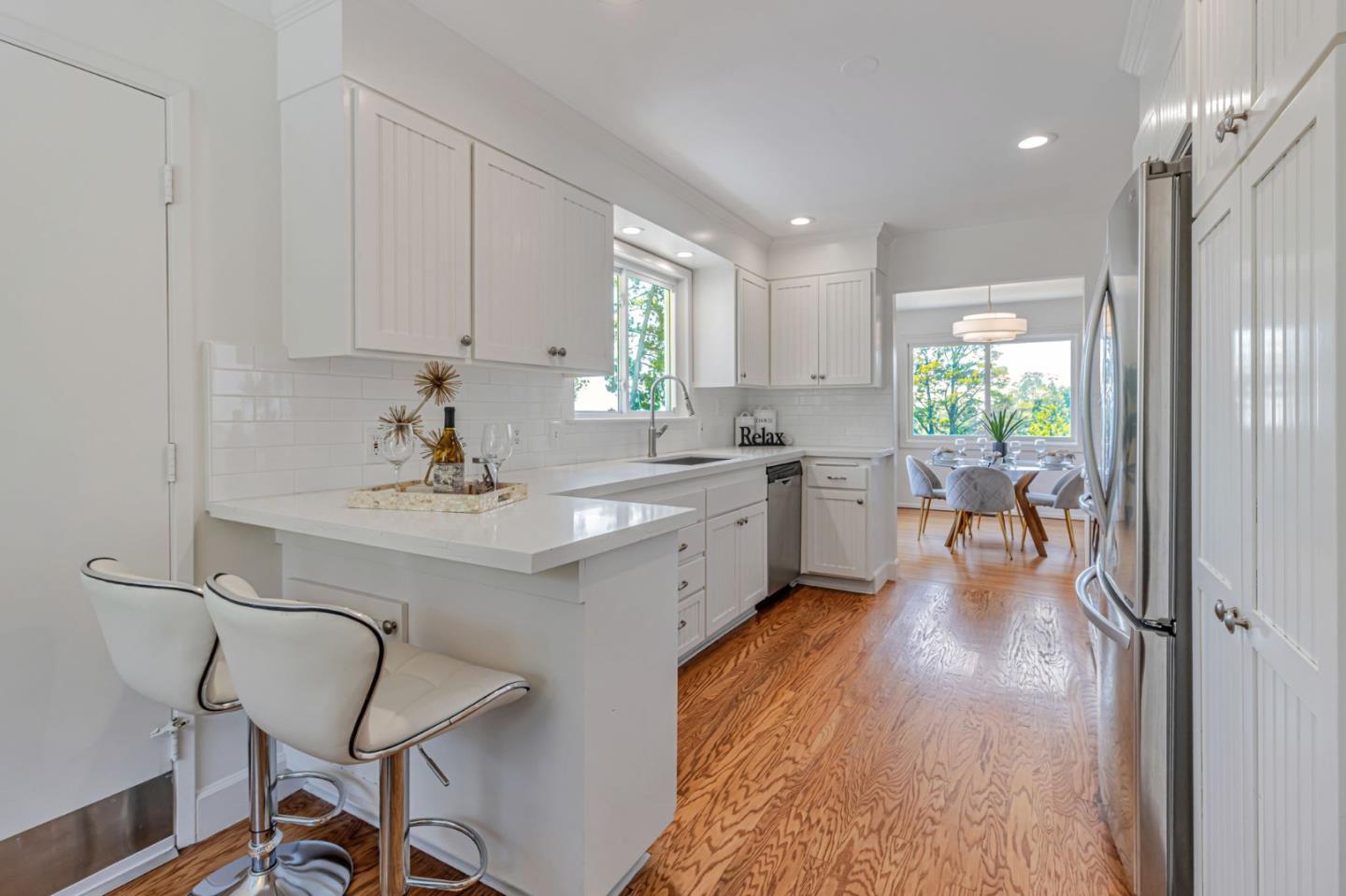 Detail Gallery Image 11 of 106 For 6827 Ridgewood Dr, Oakland,  CA 94611 - 5 Beds | 3 Baths