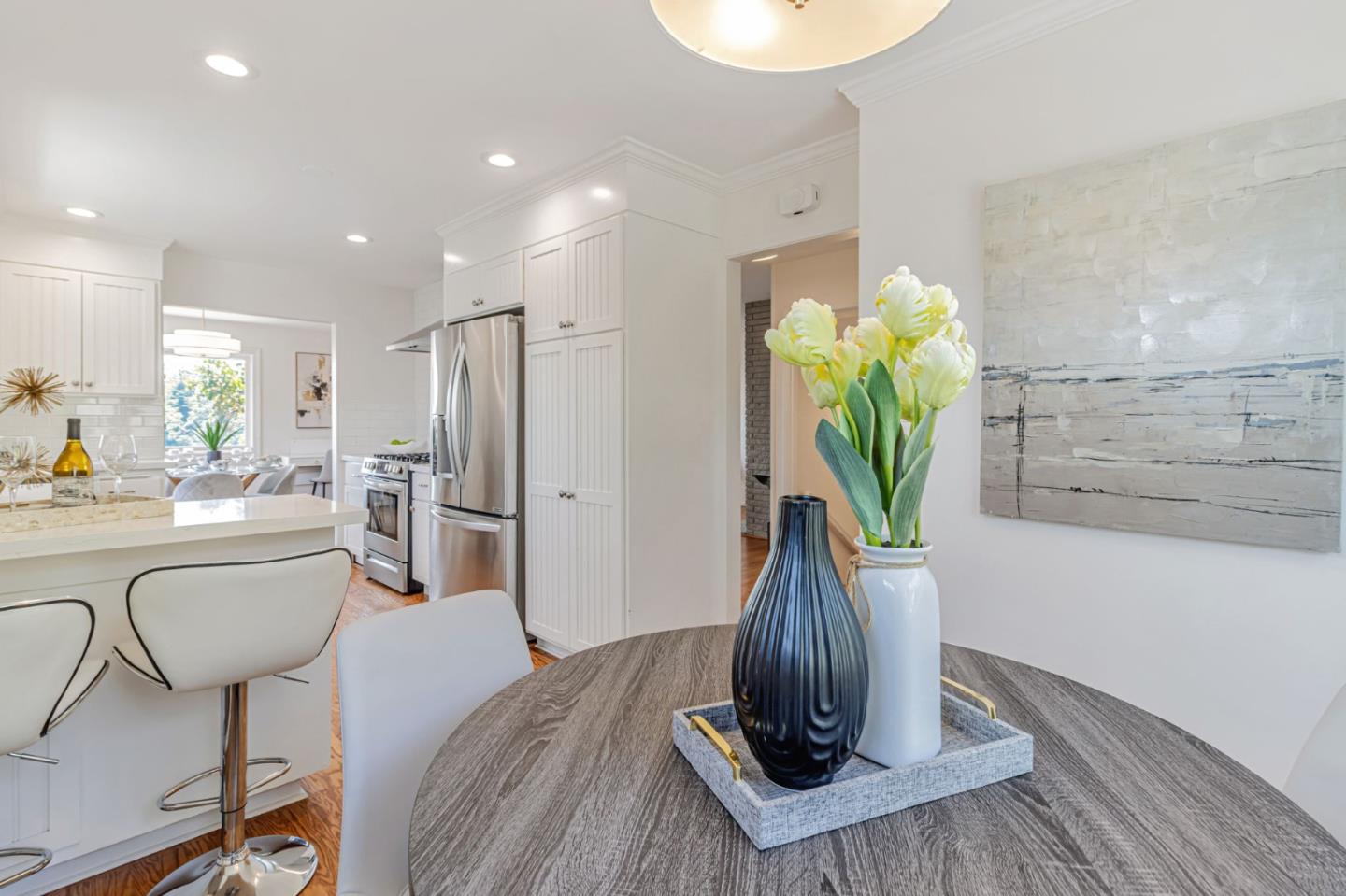 Detail Gallery Image 17 of 106 For 6827 Ridgewood Dr, Oakland,  CA 94611 - 5 Beds | 3 Baths