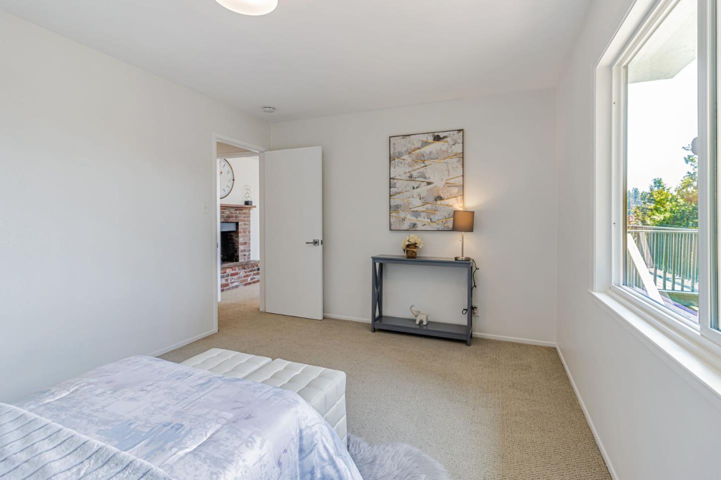 Detail Gallery Image 37 of 106 For 6827 Ridgewood Dr, Oakland,  CA 94611 - 5 Beds | 3 Baths