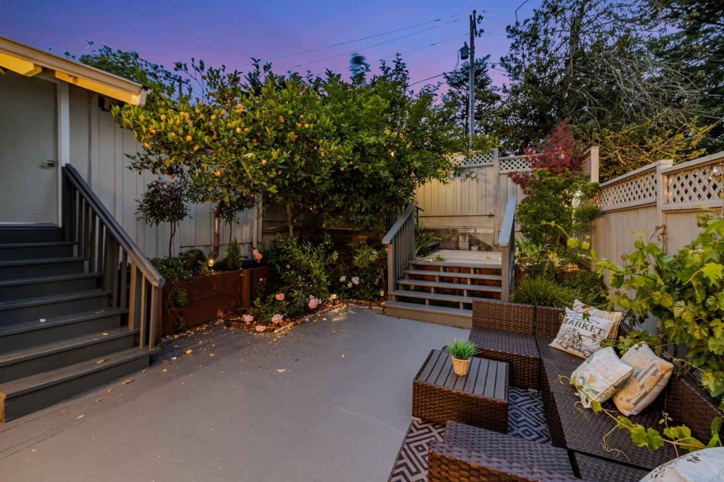 Detail Gallery Image 77 of 106 For 6827 Ridgewood Dr, Oakland,  CA 94611 - 5 Beds | 3 Baths