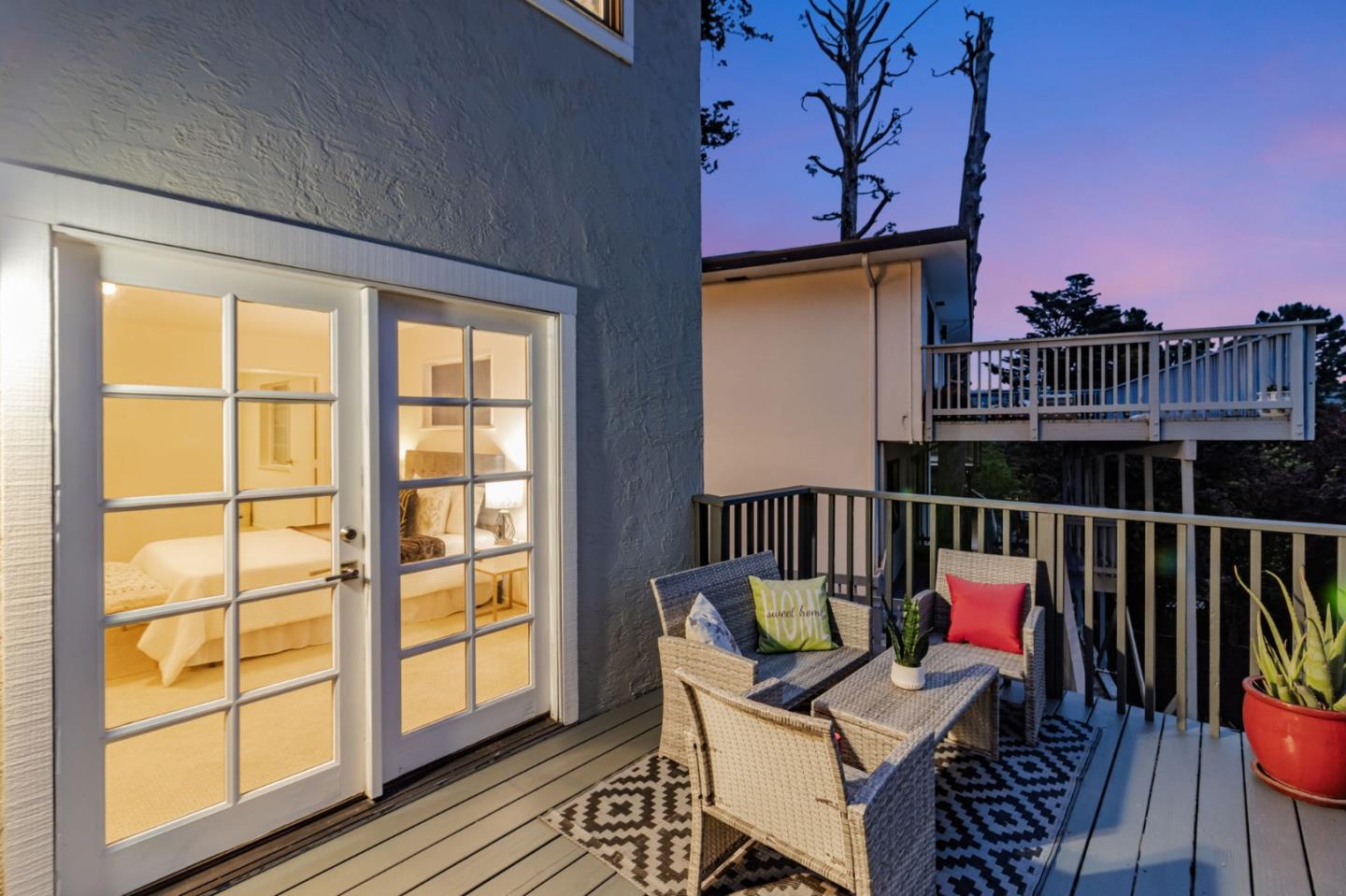 Detail Gallery Image 78 of 106 For 6827 Ridgewood Dr, Oakland,  CA 94611 - 5 Beds | 3 Baths