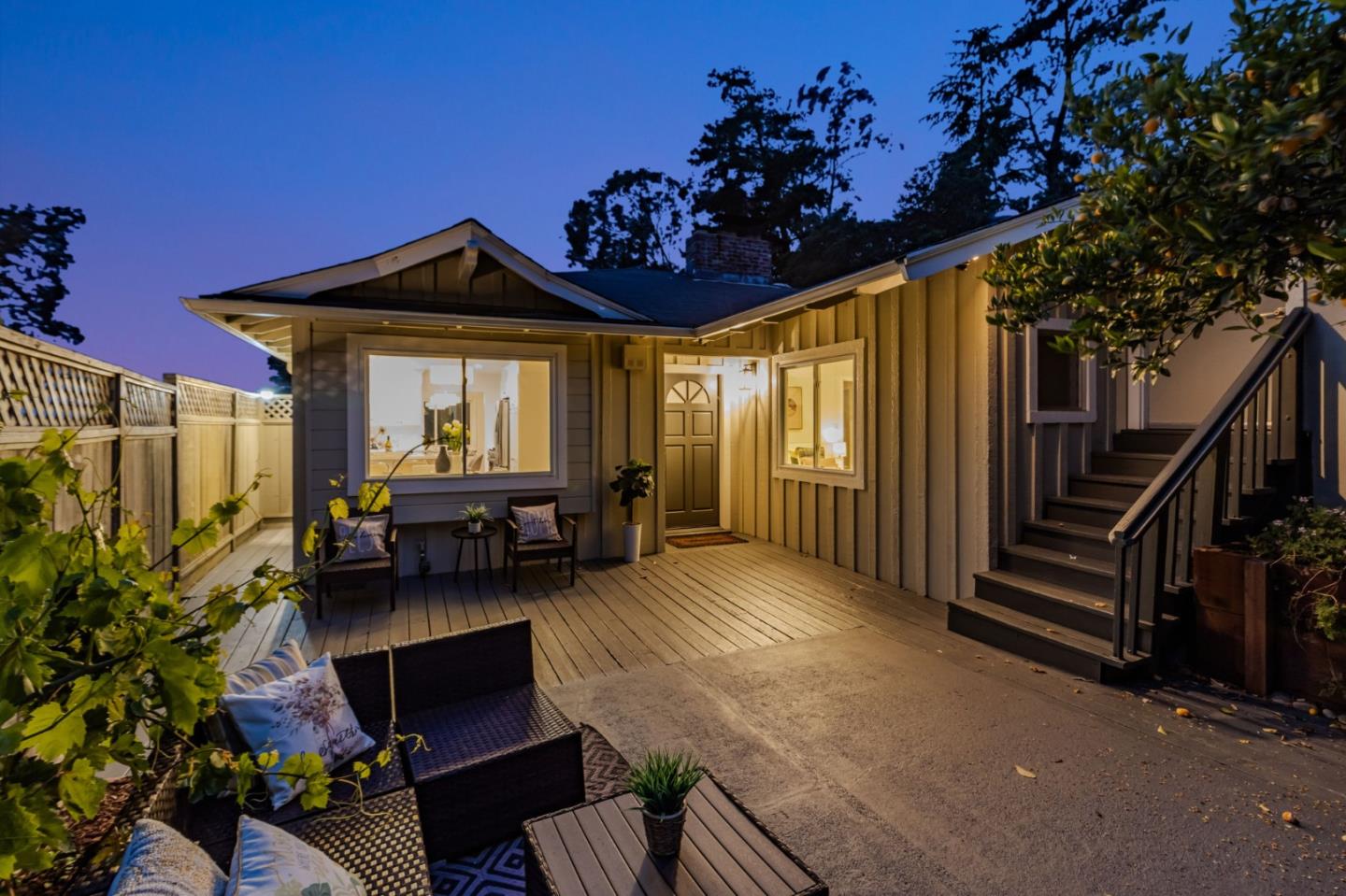 Detail Gallery Image 83 of 106 For 6827 Ridgewood Dr, Oakland,  CA 94611 - 5 Beds | 3 Baths