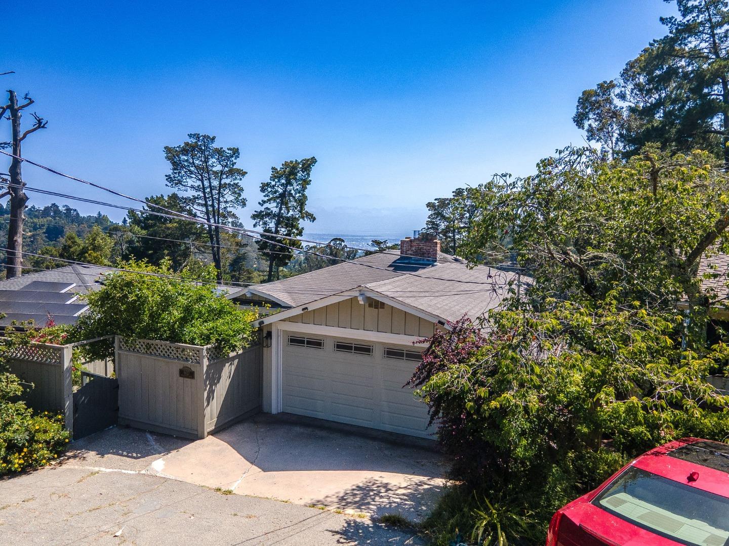 Detail Gallery Image 88 of 106 For 6827 Ridgewood Dr, Oakland,  CA 94611 - 5 Beds | 3 Baths