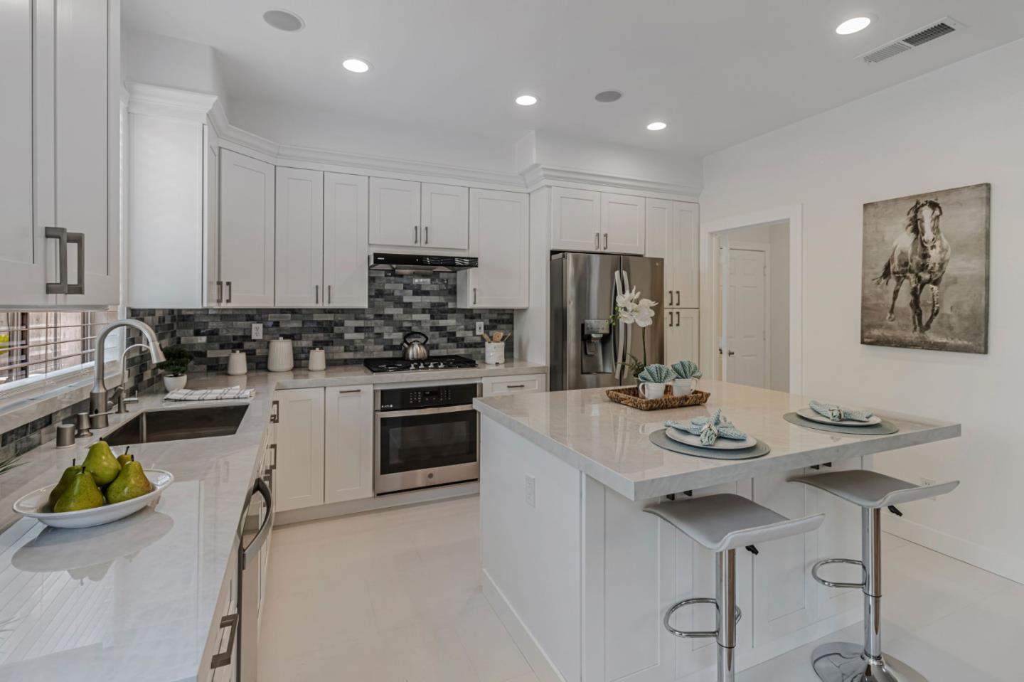 Detail Gallery Image 11 of 59 For 2871 Rubino Cir, San Jose,  CA 95125 - 4 Beds | 2/1 Baths