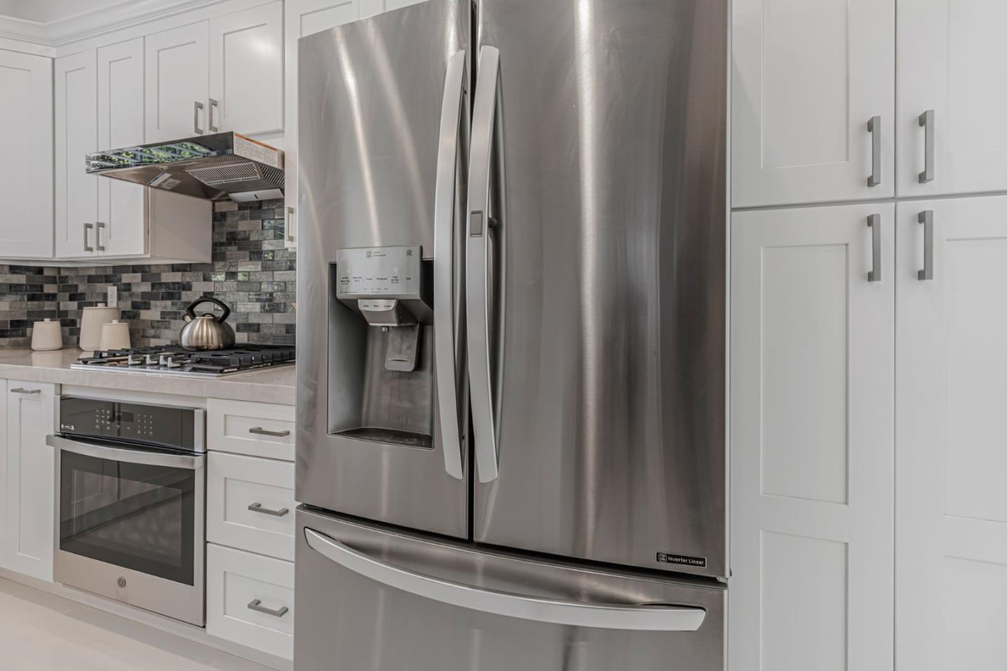 Detail Gallery Image 15 of 59 For 2871 Rubino Cir, San Jose,  CA 95125 - 4 Beds | 2/1 Baths