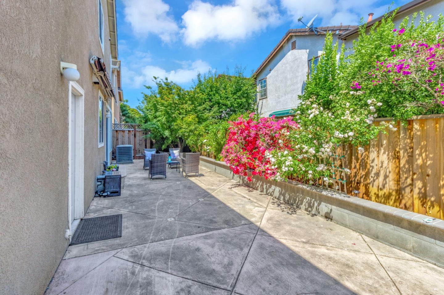 Detail Gallery Image 42 of 59 For 2871 Rubino Cir, San Jose,  CA 95125 - 4 Beds | 2/1 Baths