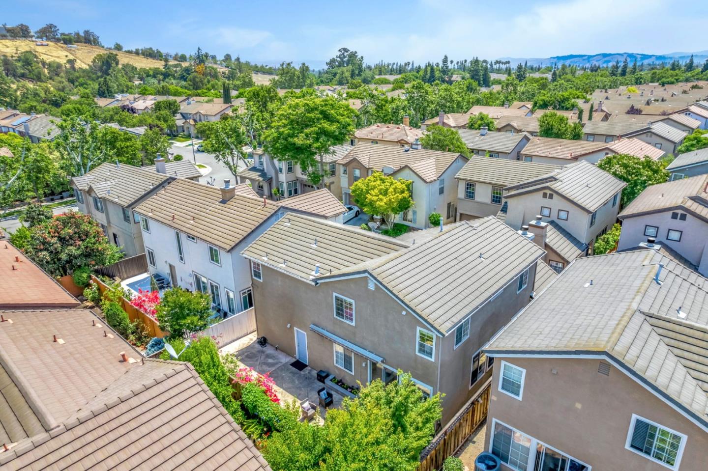 Detail Gallery Image 48 of 59 For 2871 Rubino Cir, San Jose,  CA 95125 - 4 Beds | 2/1 Baths