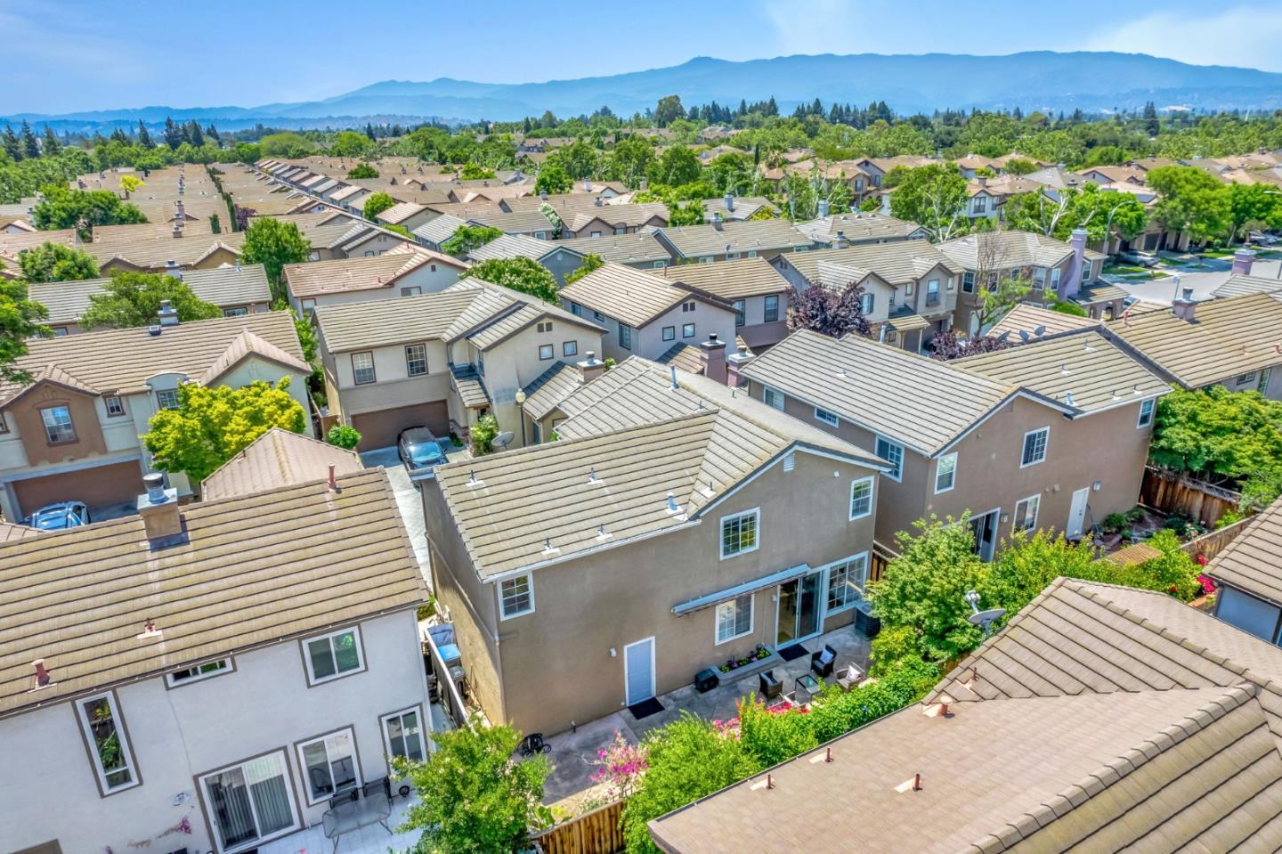 Detail Gallery Image 49 of 59 For 2871 Rubino Cir, San Jose,  CA 95125 - 4 Beds | 2/1 Baths