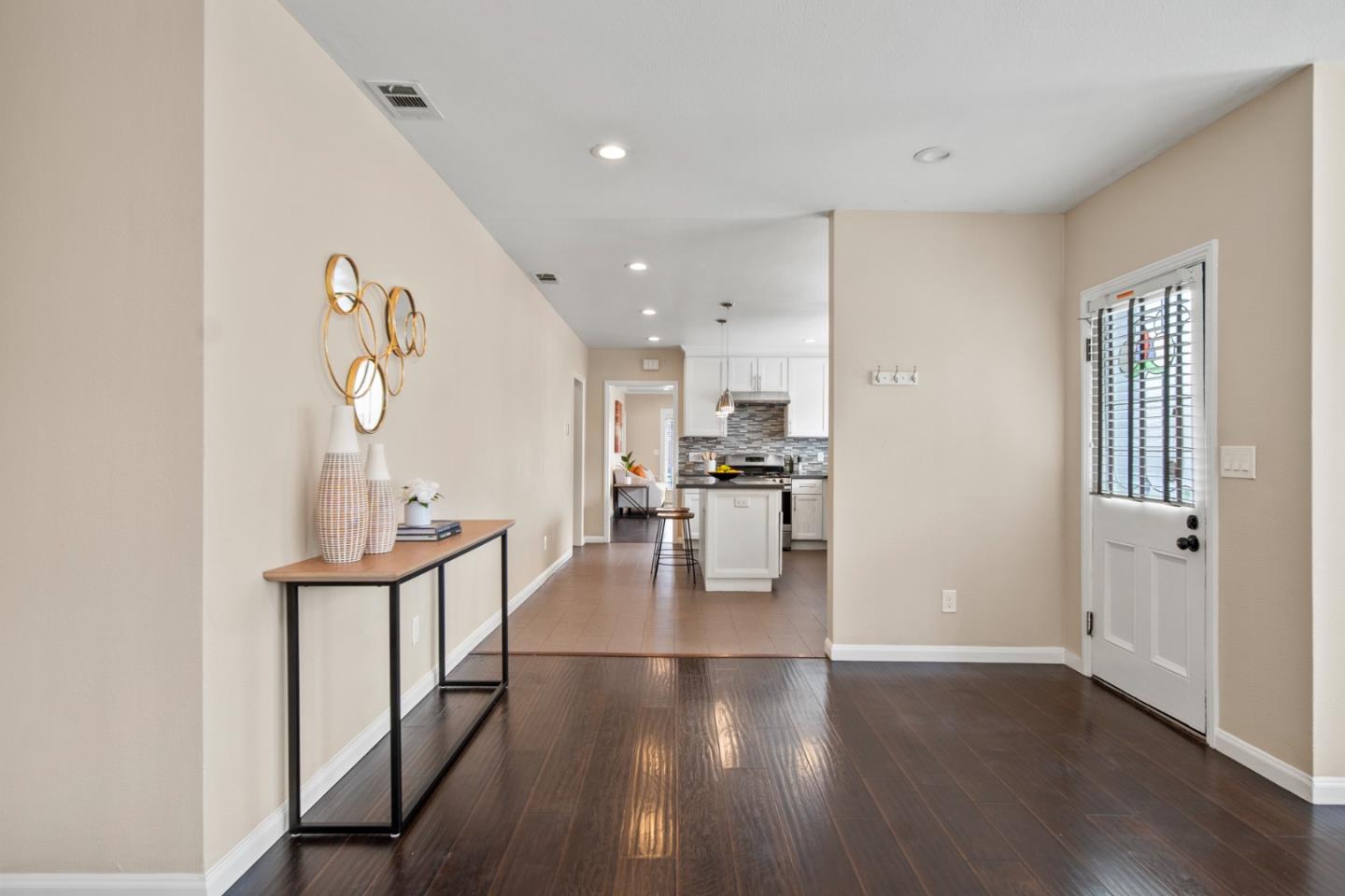 Detail Gallery Image 5 of 31 For 3710 Smith St, Union City,  CA 94587 - 4 Beds | 2 Baths