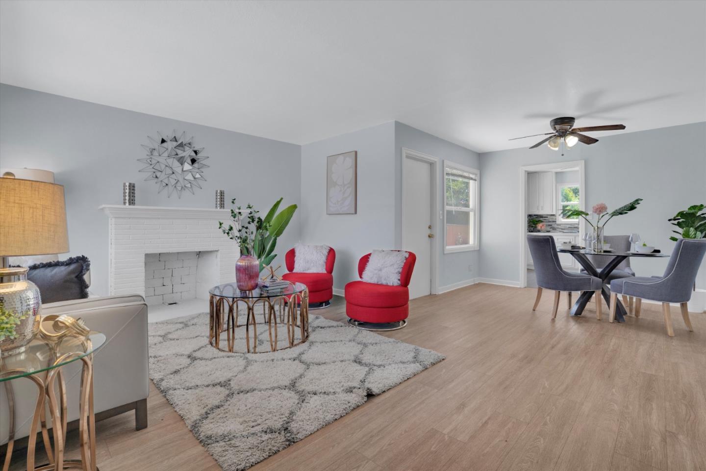 Detail Gallery Image 3 of 27 For 215 Winton Ave, Hayward,  CA 94544 - 2 Beds | 1 Baths