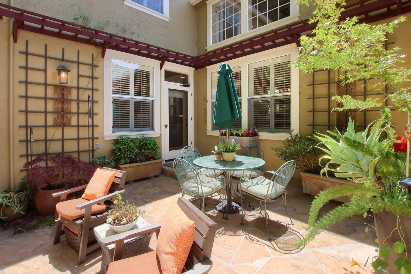 Detail Gallery Image 17 of 42 For 332 Meder St, Santa Cruz,  CA 95060 - 4 Beds | 3/1 Baths
