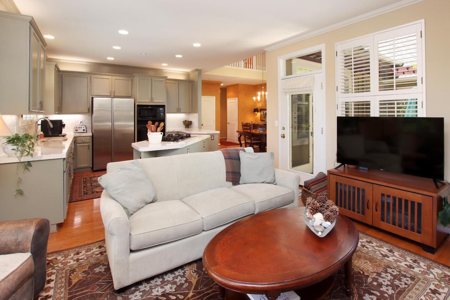 Detail Gallery Image 19 of 42 For 332 Meder St, Santa Cruz,  CA 95060 - 4 Beds | 3/1 Baths