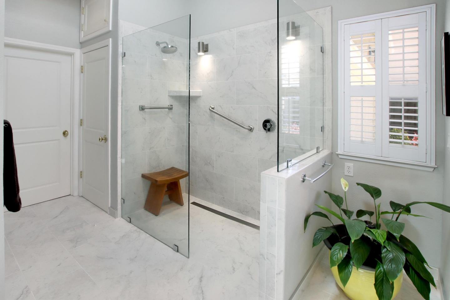 Detail Gallery Image 24 of 42 For 332 Meder St, Santa Cruz,  CA 95060 - 4 Beds | 3/1 Baths