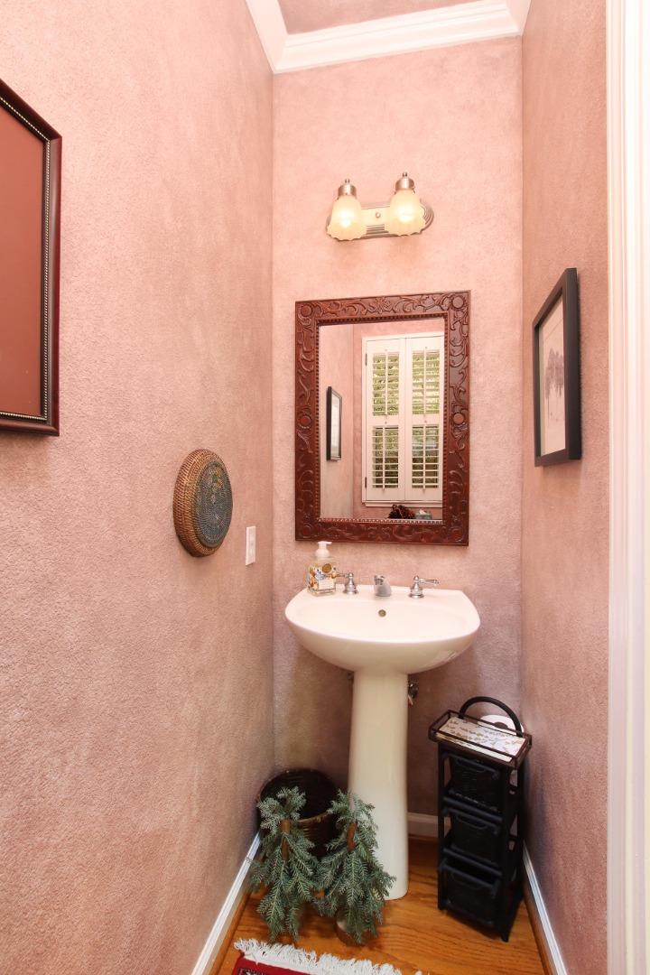 Detail Gallery Image 34 of 42 For 332 Meder St, Santa Cruz,  CA 95060 - 4 Beds | 3/1 Baths