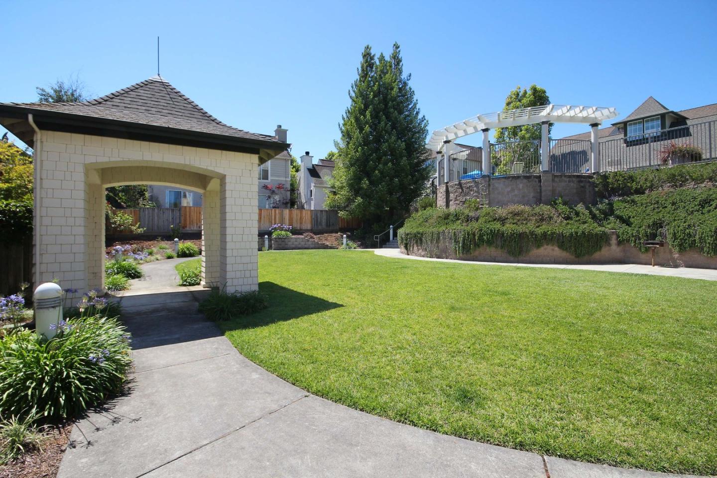 Detail Gallery Image 38 of 42 For 332 Meder St, Santa Cruz,  CA 95060 - 4 Beds | 3/1 Baths