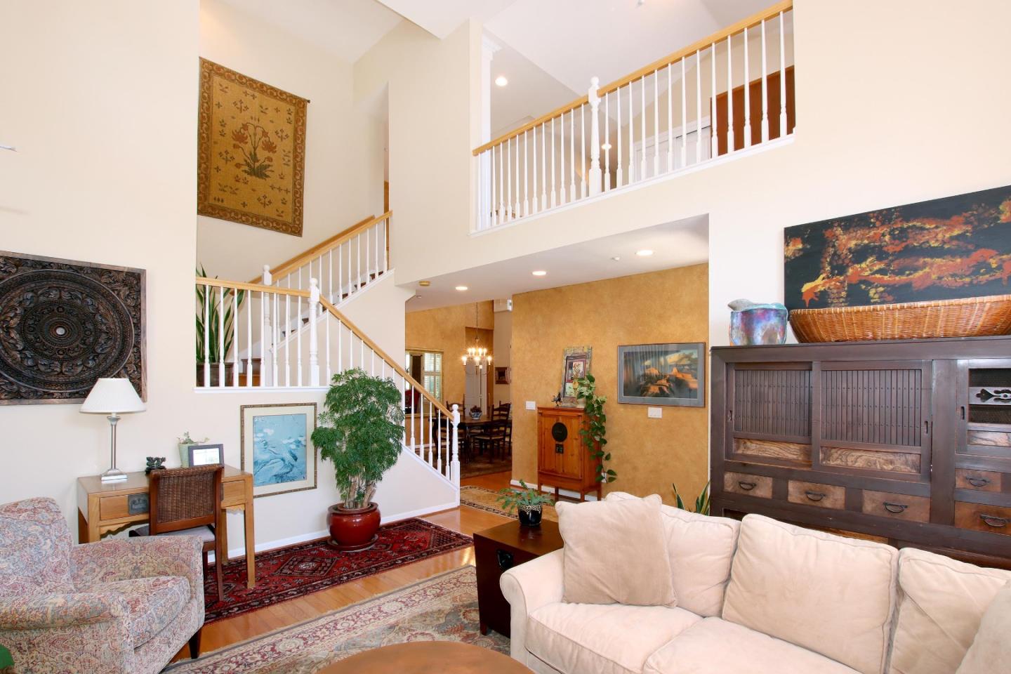 Detail Gallery Image 6 of 42 For 332 Meder St, Santa Cruz,  CA 95060 - 4 Beds | 3/1 Baths