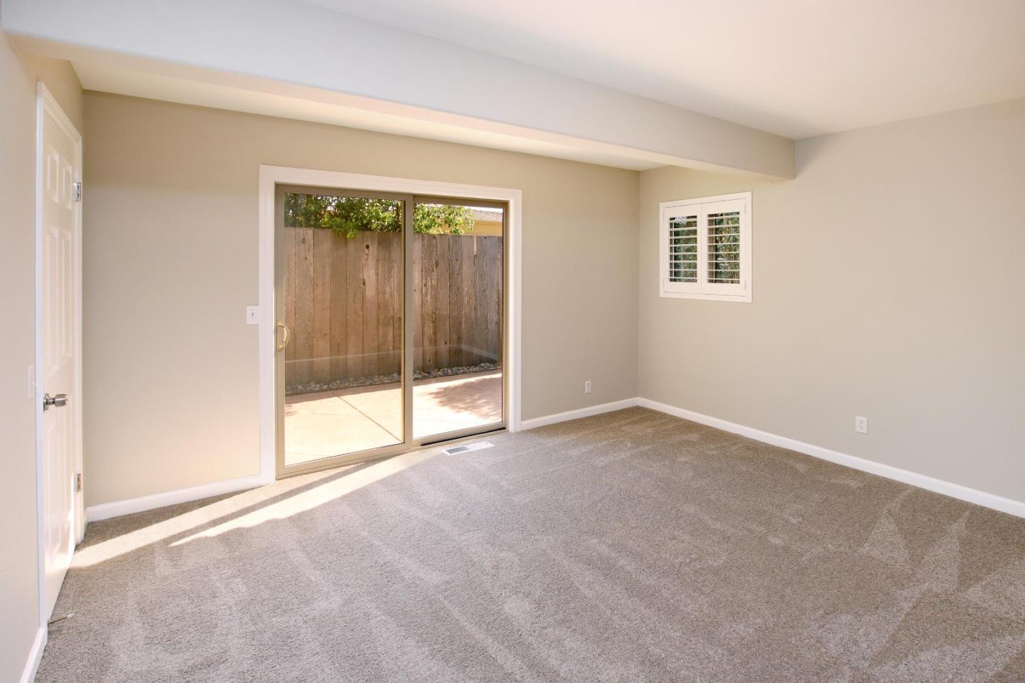 Detail Gallery Image 16 of 34 For 217 Valencia Ave, Aptos,  CA 95003 - 5 Beds | 3 Baths